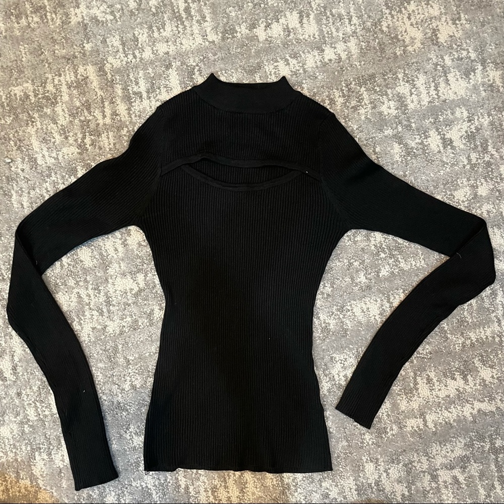 Black ribbed long sleeve with cutout